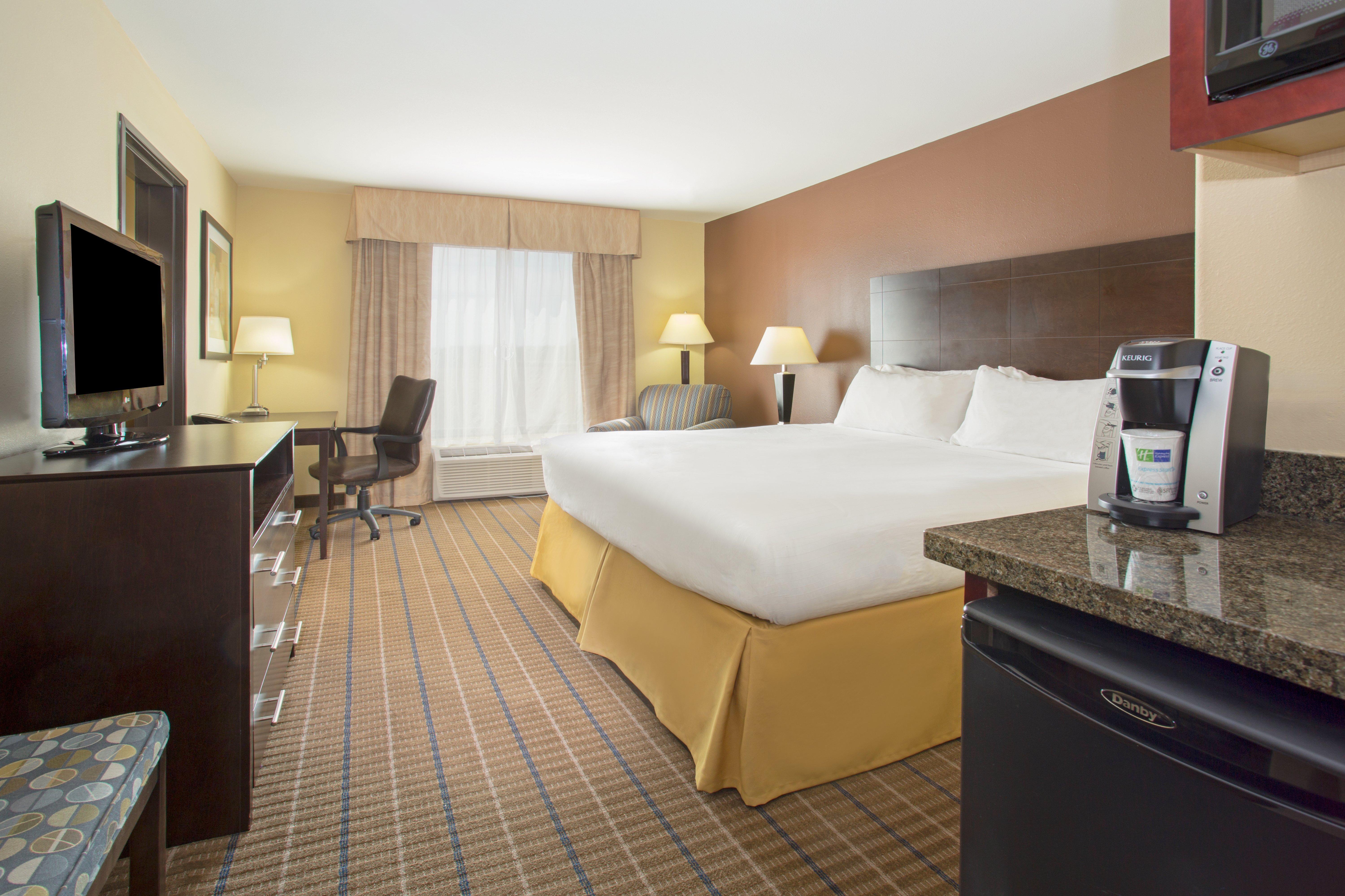 Holiday Inn Express And Suites Hotel - Pauls Valley By Ihg Exterior photo